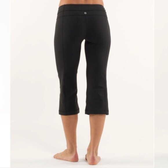 Lululemon Groove Crop Reversible Black - Picture 2 of 10